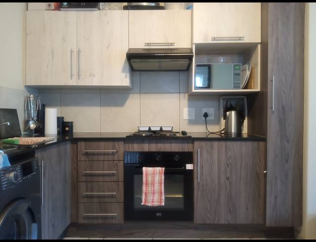 2 BEDROOM SECTIONAL TITLE FOR SALE IN NORTON PARK